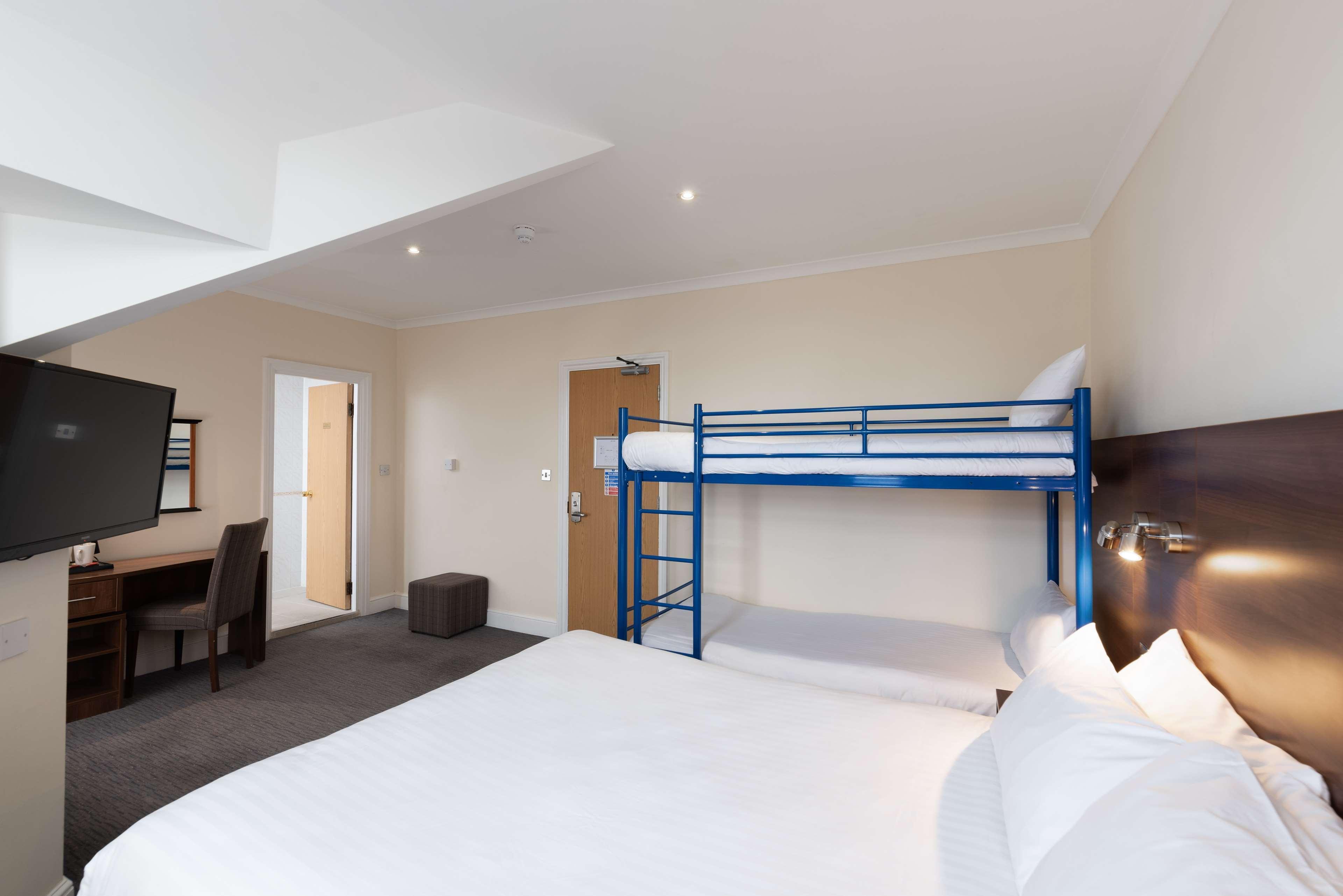 Best Western Carlton Hotel Блекпул Екстериор снимка