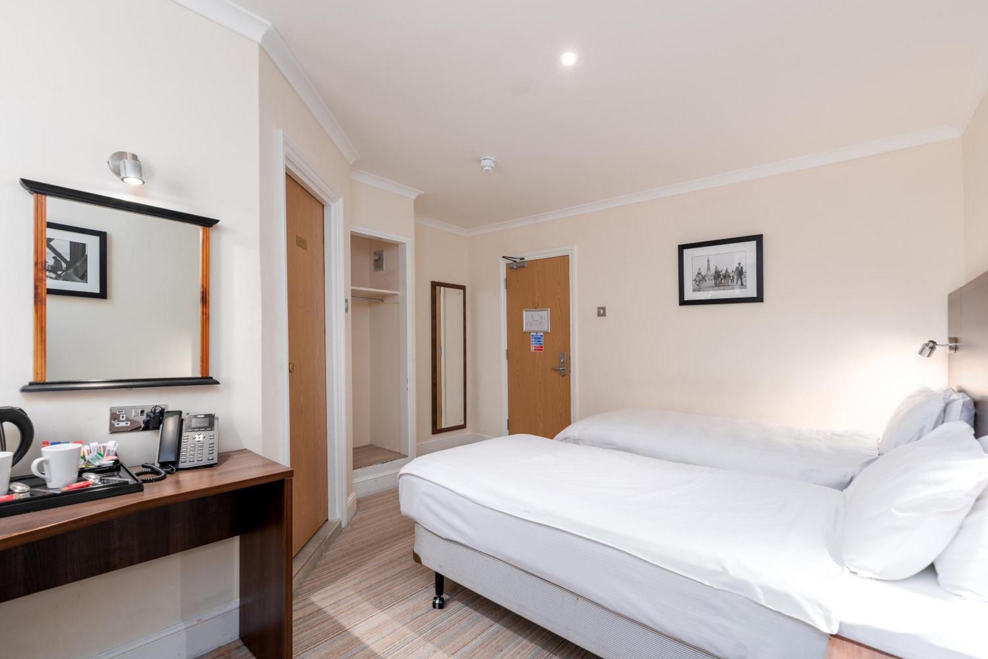 Best Western Carlton Hotel Блекпул Стая снимка