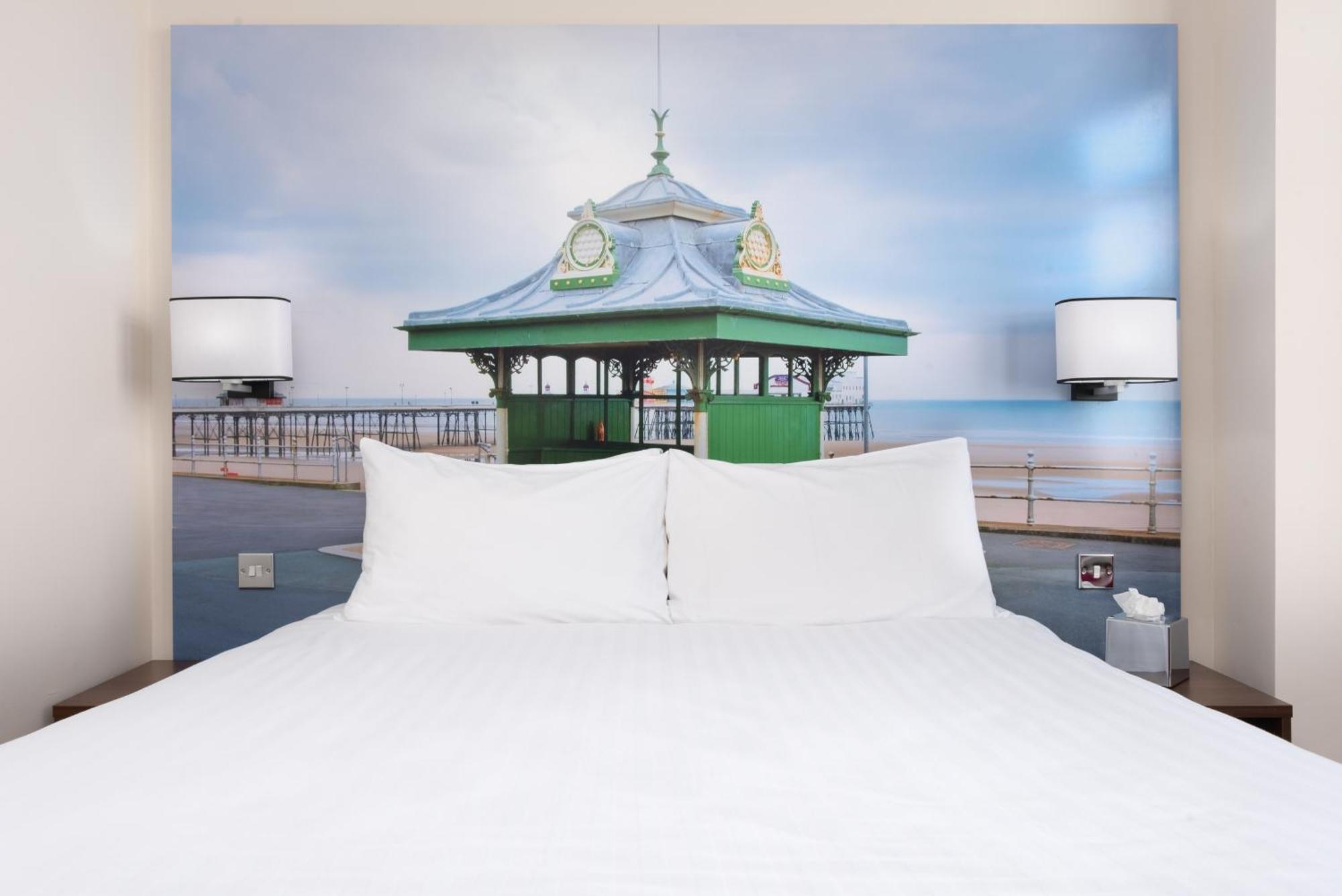 Best Western Carlton Hotel Блекпул Екстериор снимка